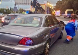 Muere un motorista en un accidente al colisionar con un turismo en la A-7