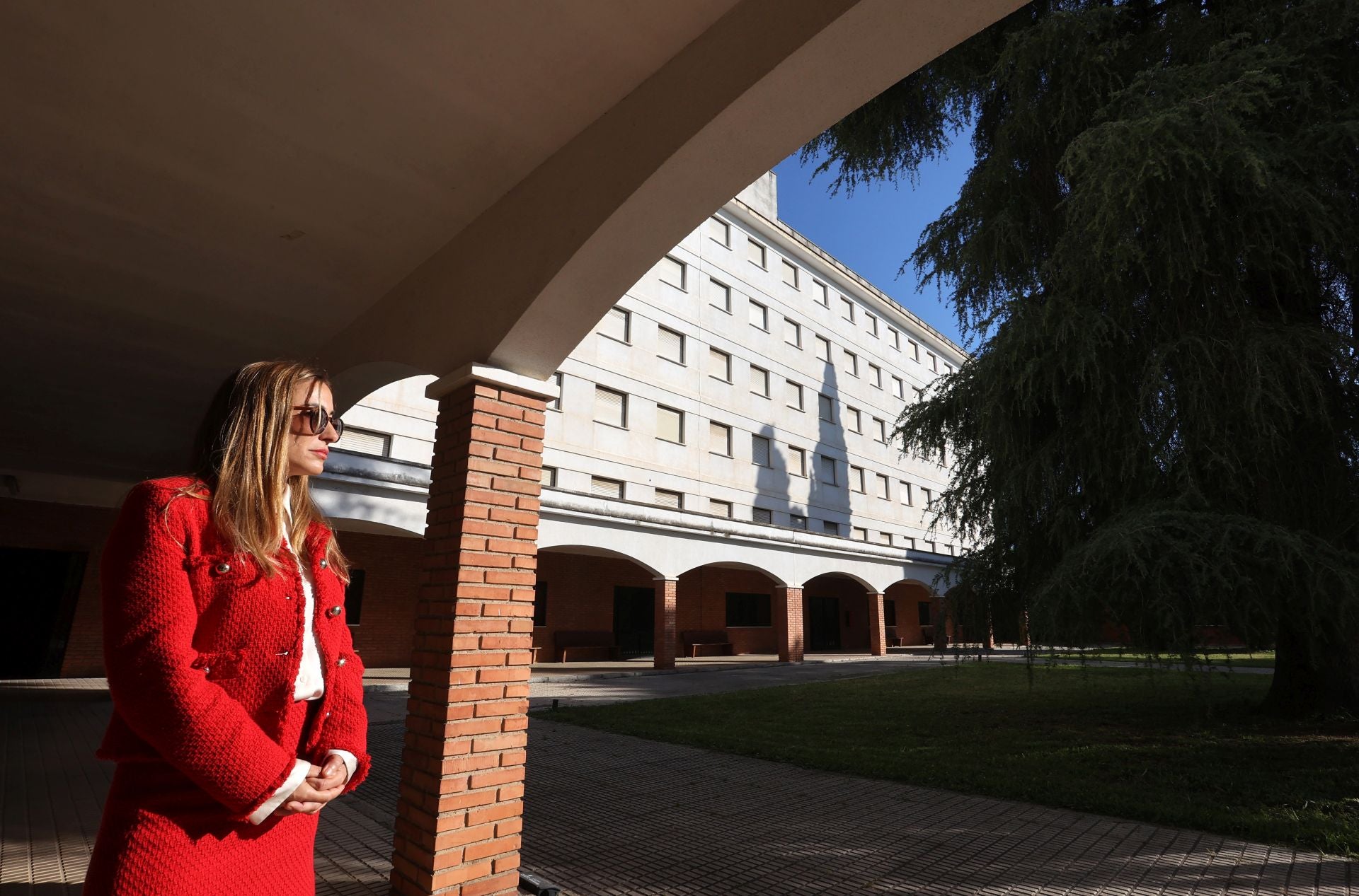 El acto de cesión del emblemático colegio mayor Séneca para ser un centro de FP