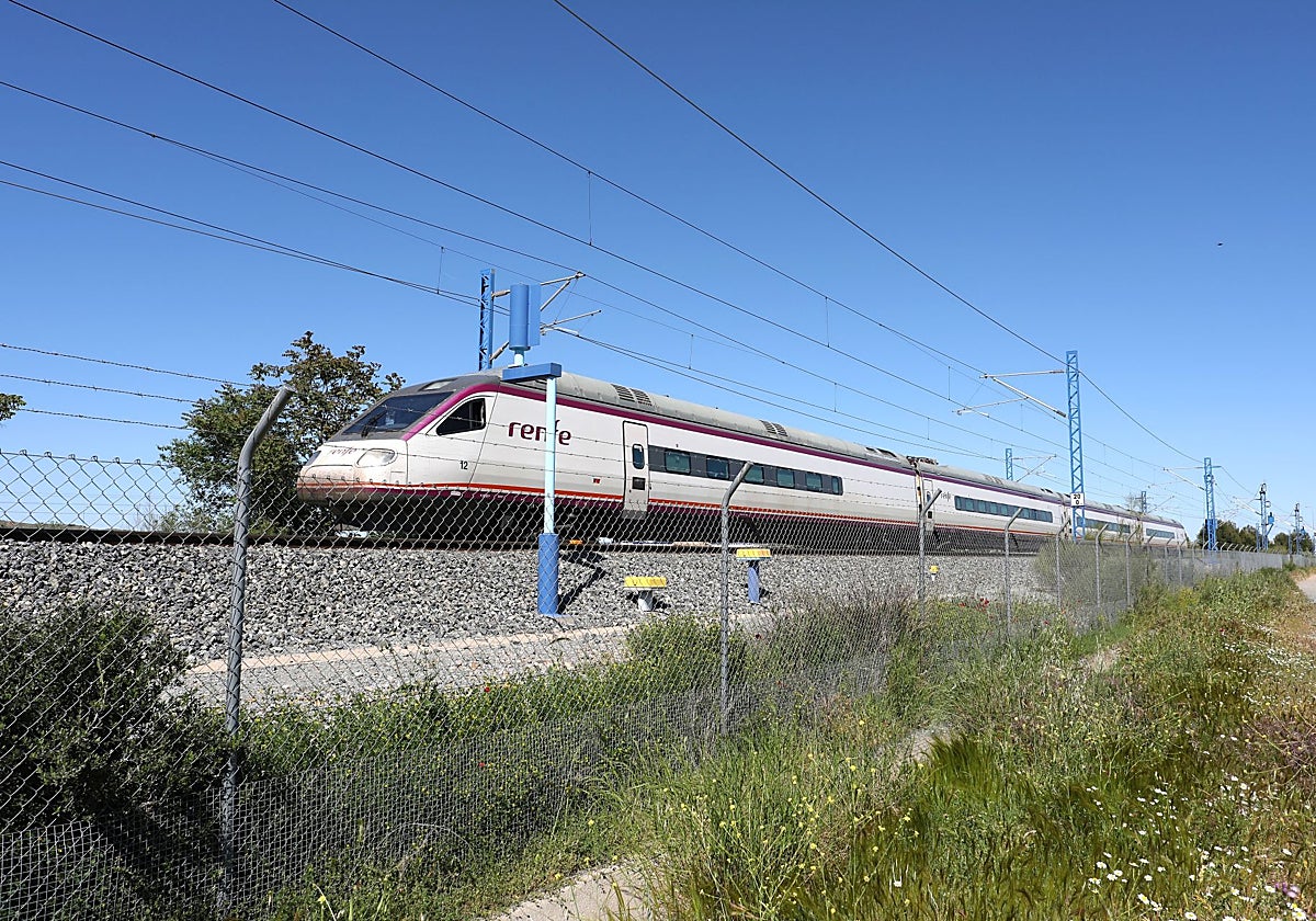 Las personas afectadas por la interrupción del servicio de tren Madrid-Toledo fueron trasladadas por Unauto hasta la estación de autobuses