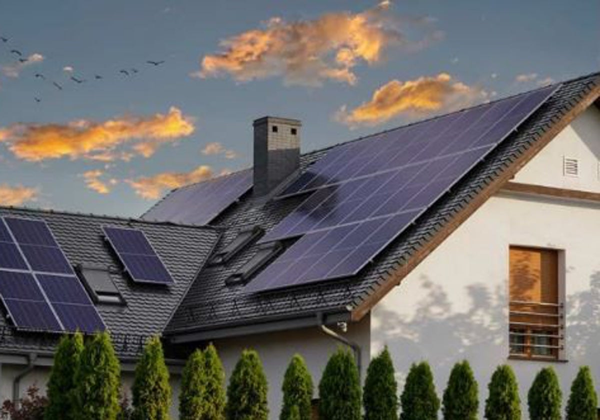 Vivienda con placas solares