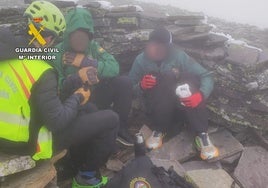 En pantalón corto, a 2.200 metros y entrenando por la sierra del Moncayo: así se ha rescatado a dos corredores con hipotermia