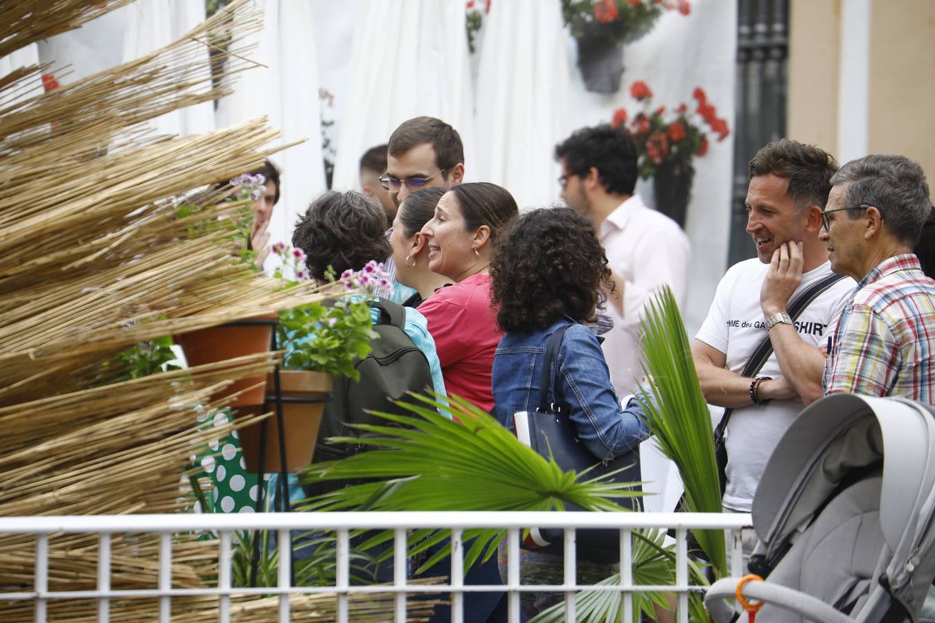 El inicio de las espectaculares Cruces de Mayo de Córdoba, en imágenes