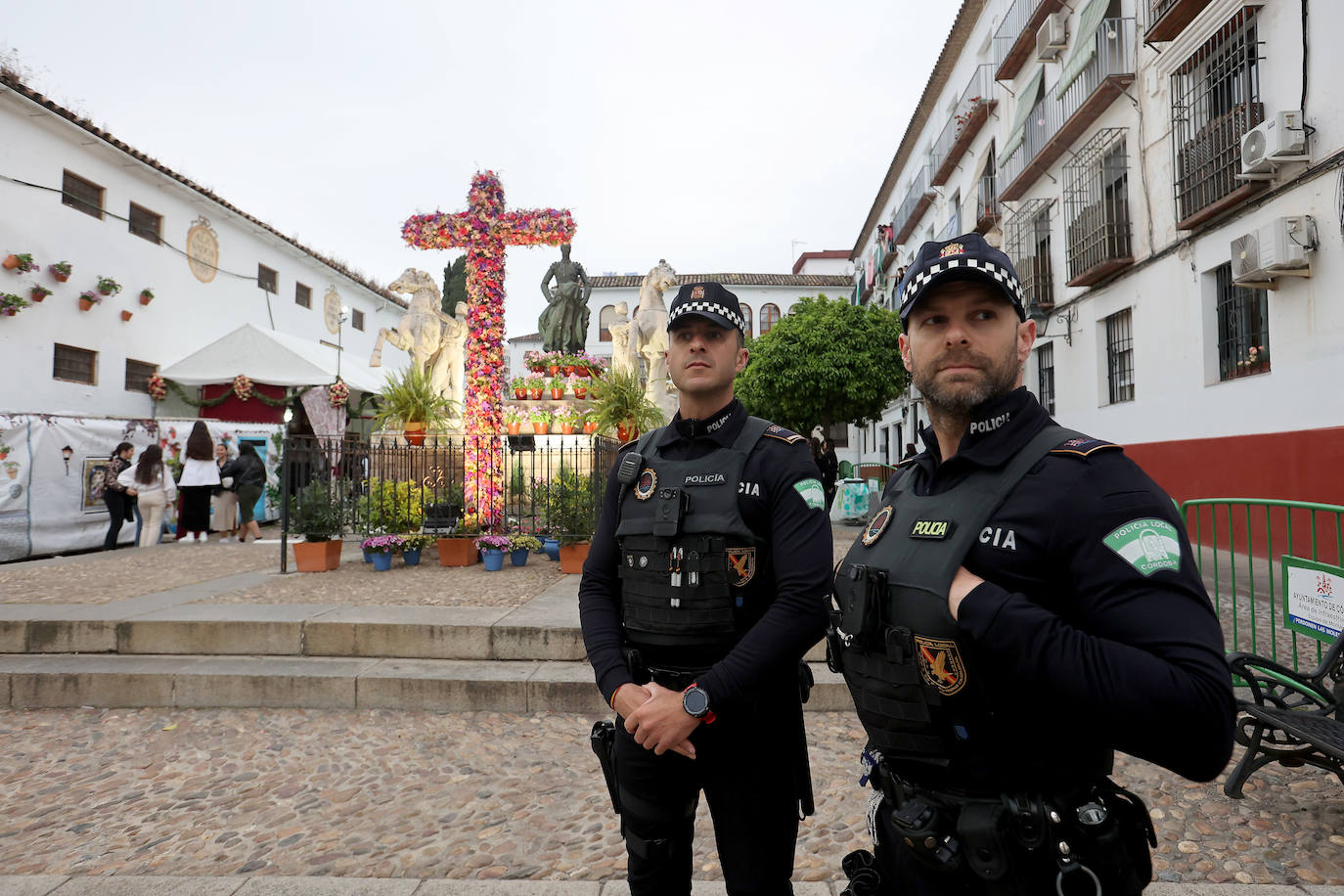 La seguridad en el comienzo de las Cruces de Mayo, en imágenes