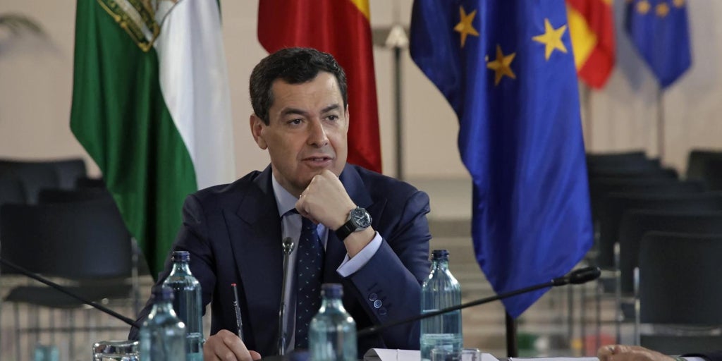 Juanma Moreno felicita a los andaluces por su ejemplar comportamiento durante el apagón