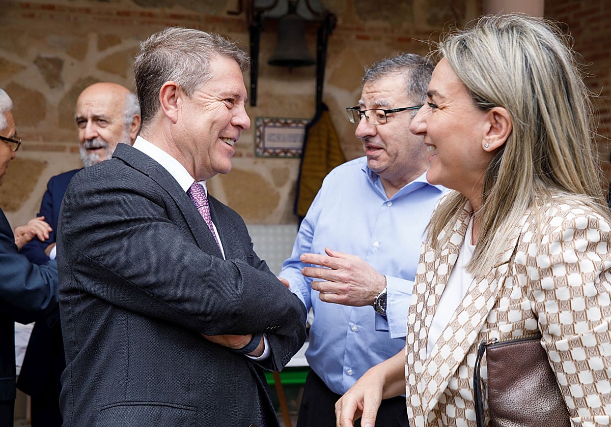 Emiliano García-Page y Milagros Tolón, en la romería del Valle
