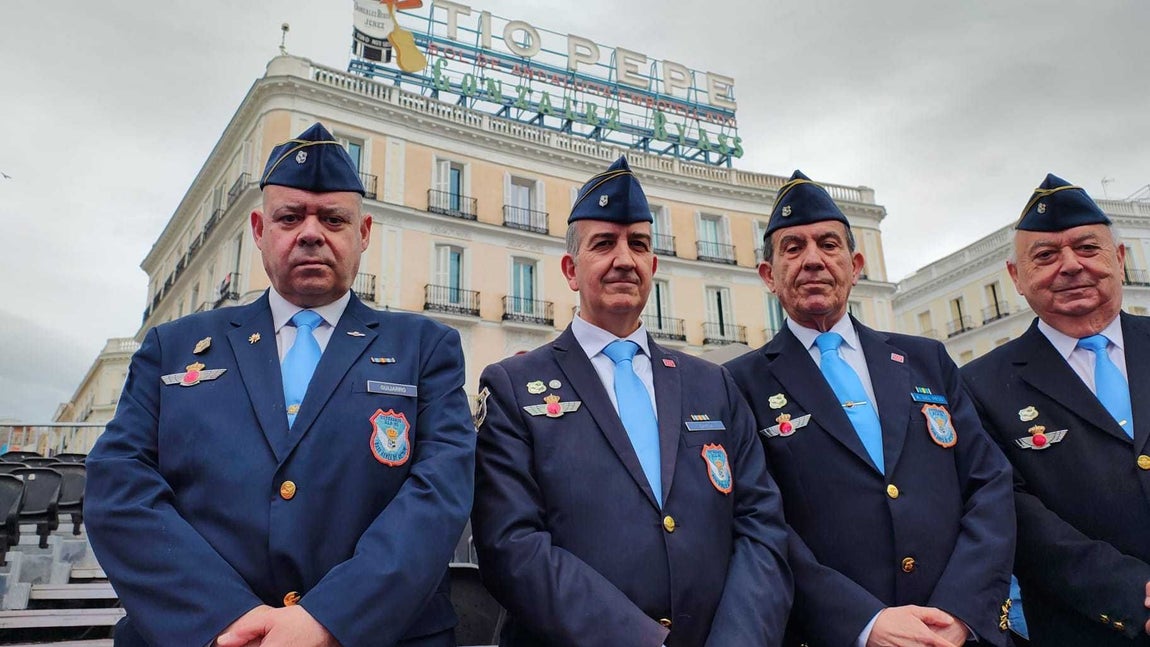 Miembros de la Asociación Ala 35 de la Base Aérea de Getafe.