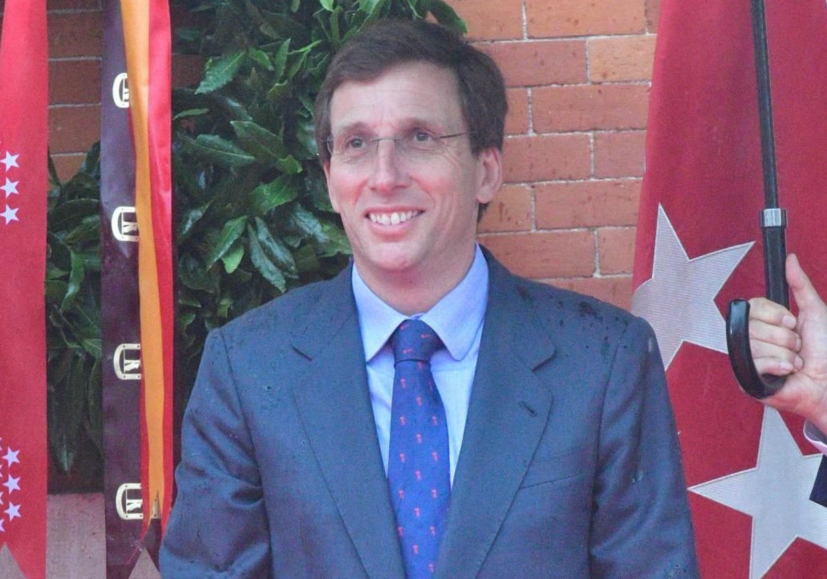 El alcalde de Madrid, José Luis Martínez-Almeida, en la fiesta del 2 de mayo