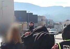 Tres detenidos en el área de Barcelona por difundir propaganda yihadista y proferir amenazas