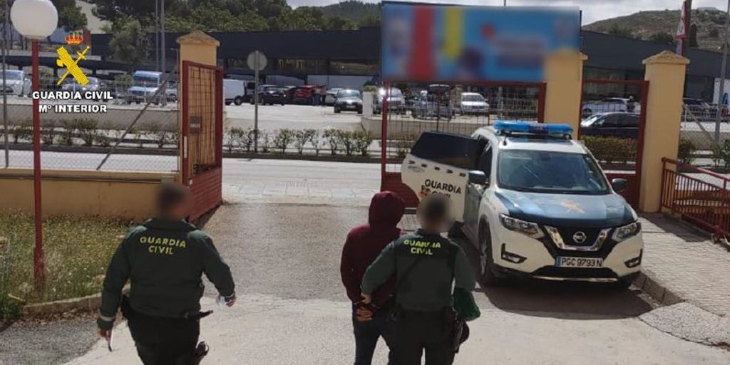 Cazan en 21 minutos a un ladrón pillado in fraganti en una vivienda en obras por el dueño al ver las cámaras