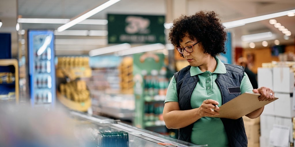 Consumo inspeccionará alrededor de 1.200 alimentos en tiendas y mercados de abastos en toda Andalucía