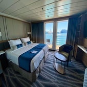 Lujo y 15 Estrellas Michelin: así es el primer crucero boutique de España, el hotel que navega por el mar