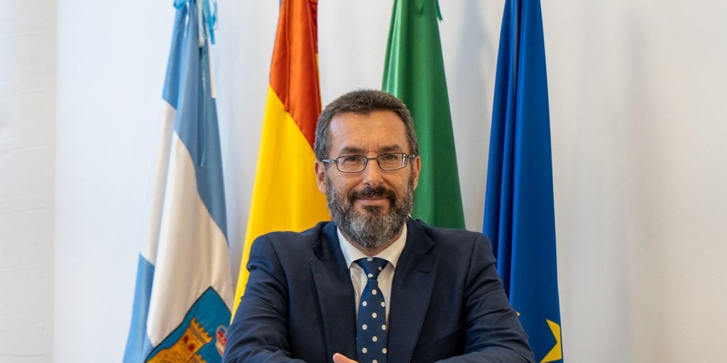 Juan Franco, alcalde de La Línea, sobre el pacto en Diputación: «Yo me ...