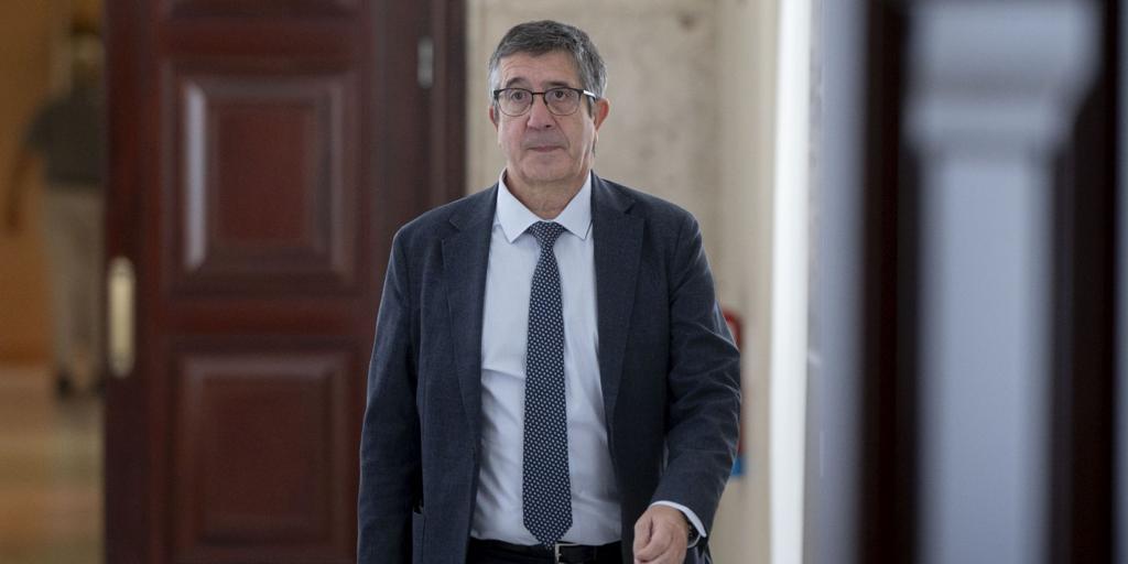 El PSOE pide ahora investigar el «bibliocausto» franquista