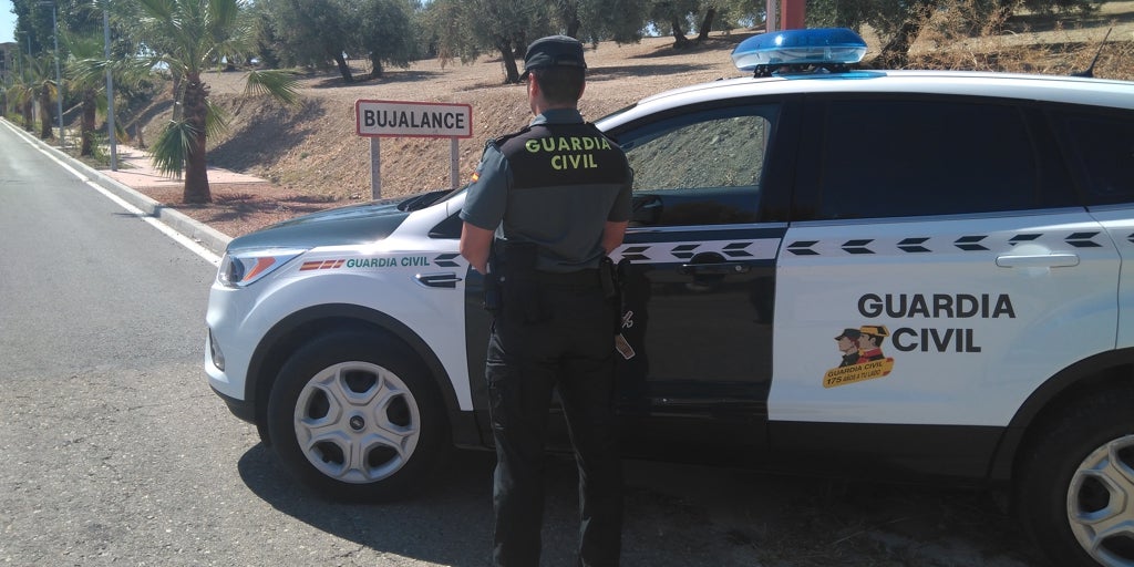 La Guardia Civil detiene al presunto autor de cinco delitos contra la propiedad en Bujalance