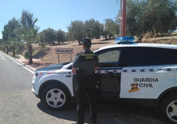 La Guardia Civil detiene al presunto autor de cinco delitos de robo y daños