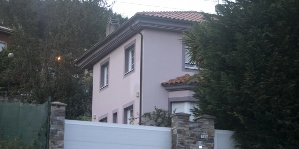 Los tres niños de la  casa de los horrores  de Oviedo no tienen familiares que los acojan