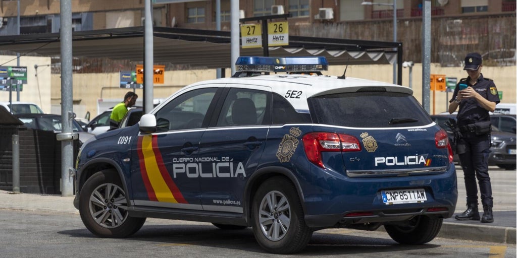 Detenido por simular otro apagón al día siguiente y fingir ser electricista para cobrar 50 euros a sus vecinos