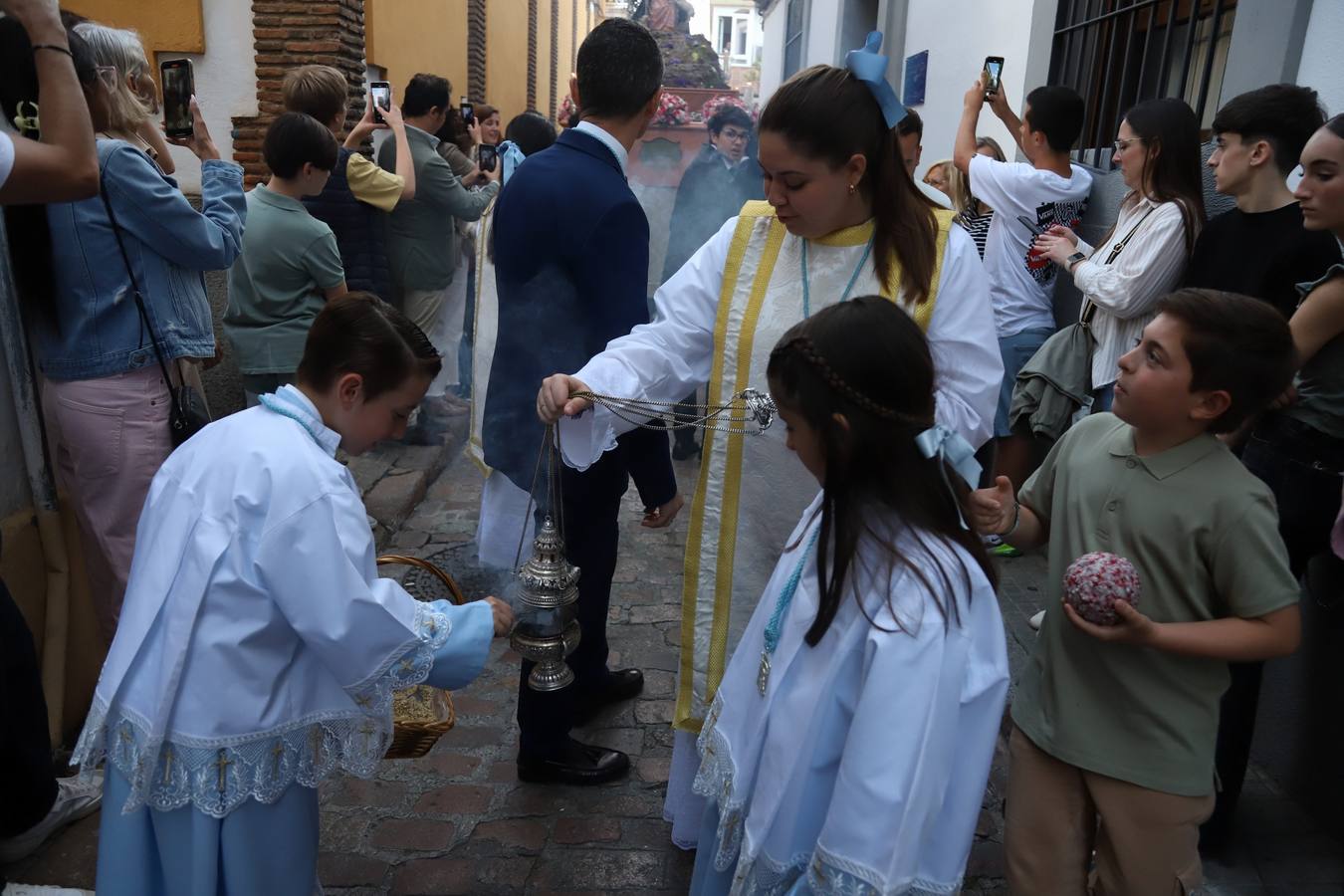 La procesión infantil y juvenil de la Divina Pastora de Córdoba, en imágenes