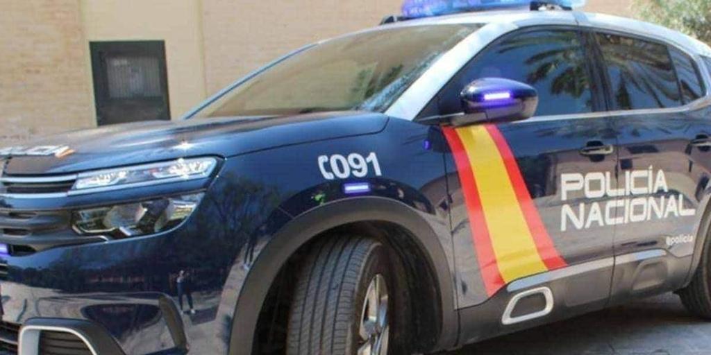 Muere un trabajor en Gijón tras caer desde el tejado de una nave industrial