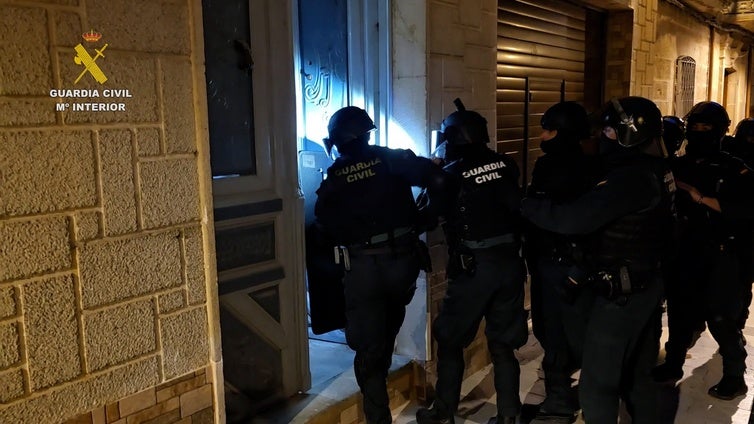 Liberados veinte trabajadores inmigrantes que vivían incomunicados en Villanueva del Arzobispo