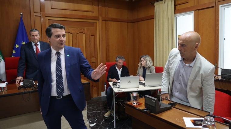 Pleno municipal: entran en vigor las nuevas tarifas del agua en Córdoba, con una subida del 10%