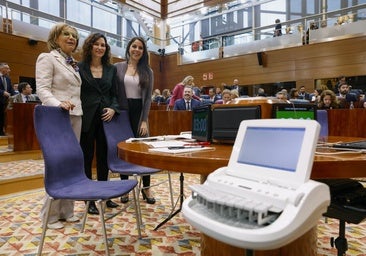 El regreso de las taquígrafas, testigos de la tensión política: «Hemos pedido a los diputados que se comporten un poco»