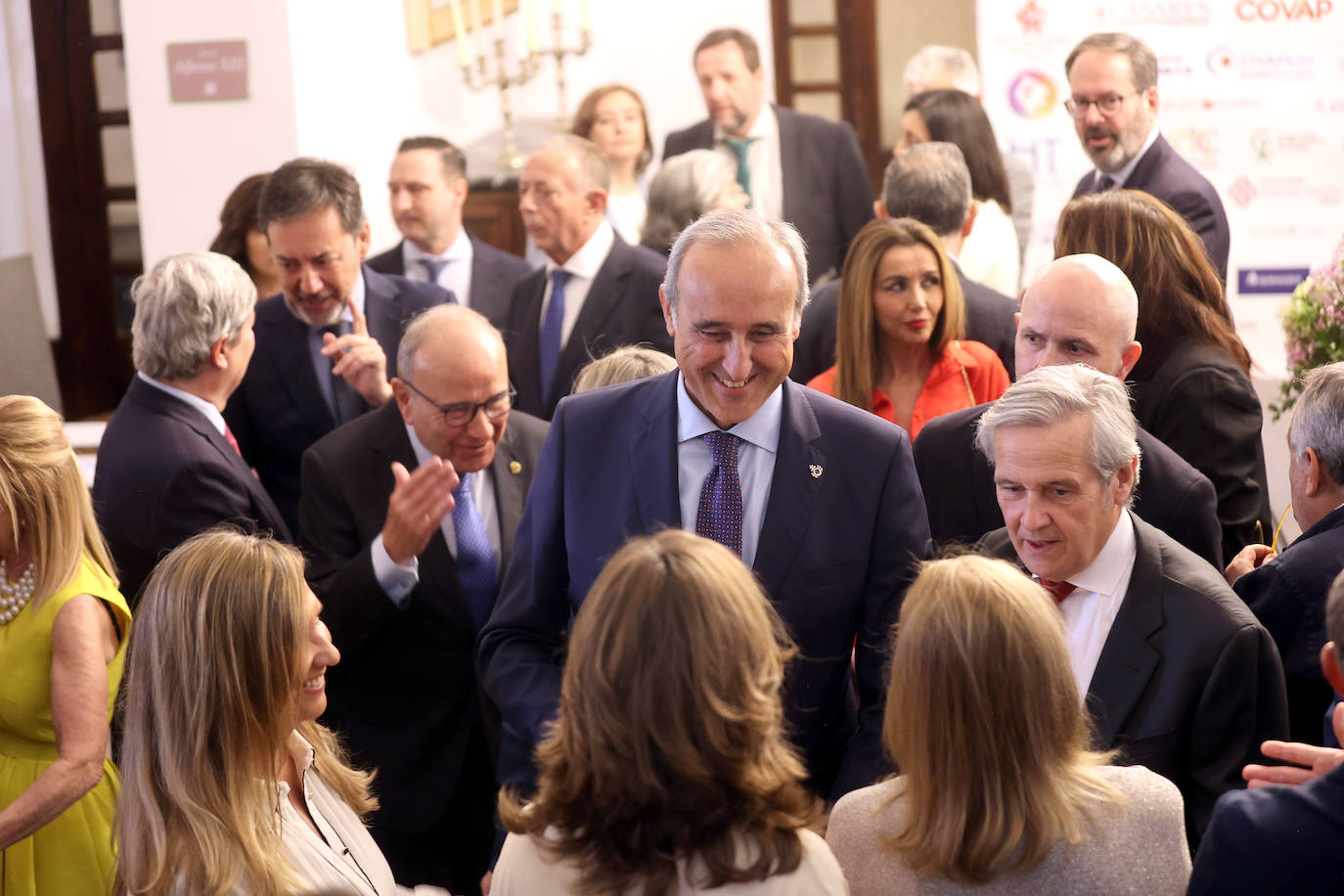 La cena solidaria del Hermano Bonifacio de Córdoba, en imágenes