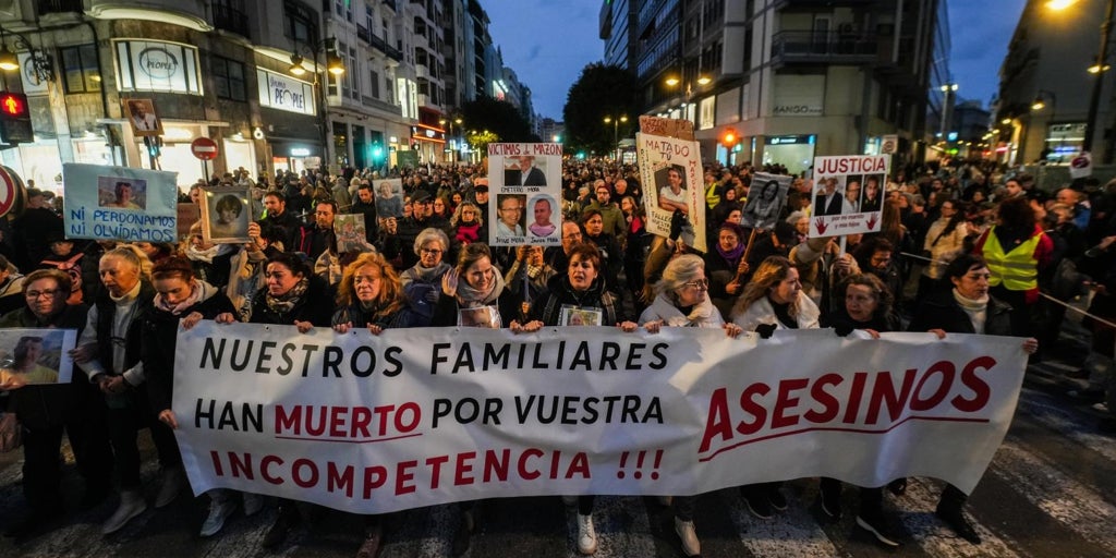 Tres asociaciones de víctimas dana se reúnen con Metsola el 13 de mayo y llevarán «unidas» sus reivindicaciones a Europa