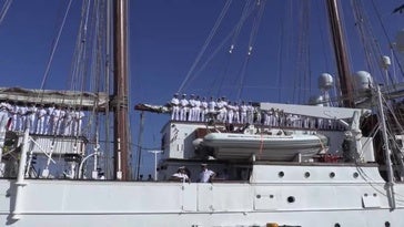 El Juan Sebastián Elcano hace su primera parada en Colombia con la ...