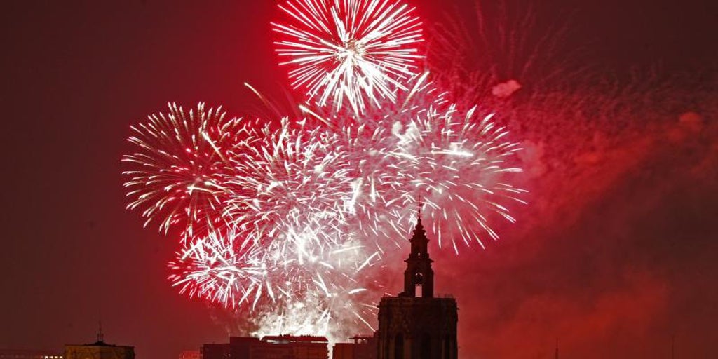 Castillo de fuegos artificiales en Valencia el sábado 10 de mayo por la Virgen de los Desamparados: horario y ubicación