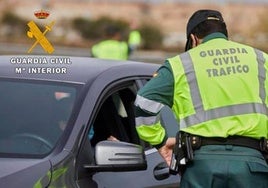 Investigan a un kamikaze por circular 20 kilómetros por la A-601 en sentido contrario