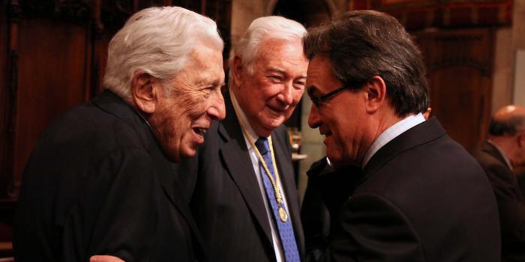 Pere Mir, sus cenizas y Rogelio