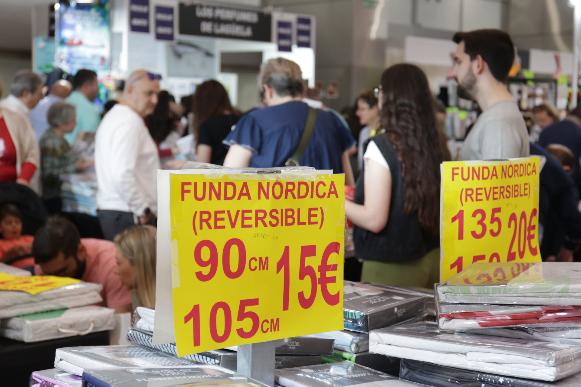 En imágenes, las mejores gangas de la Feria &#039;outlet&#039; de Córdoba