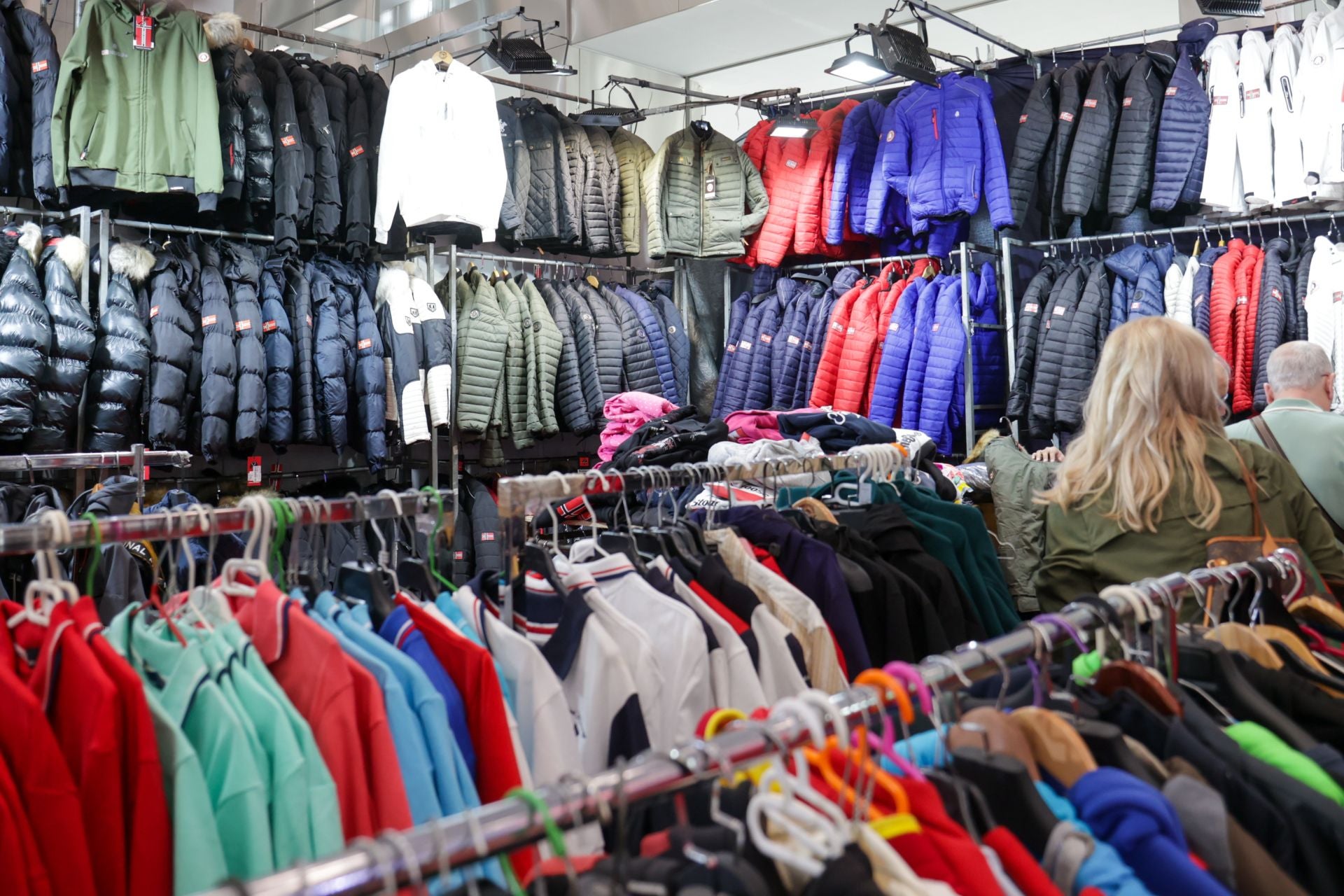 En imágenes, las mejores gangas de la Feria &#039;outlet&#039; de Córdoba