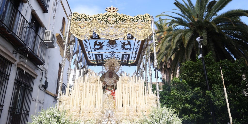 La cofradía de la Esperanza de Córdoba dice sí a que a su Virgen participe en el Vía Crucis Magno de octubre