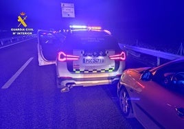 Un joven conductor huye de un control, embiste a una patrulla y da positivo en alcoholemia en Palencia
