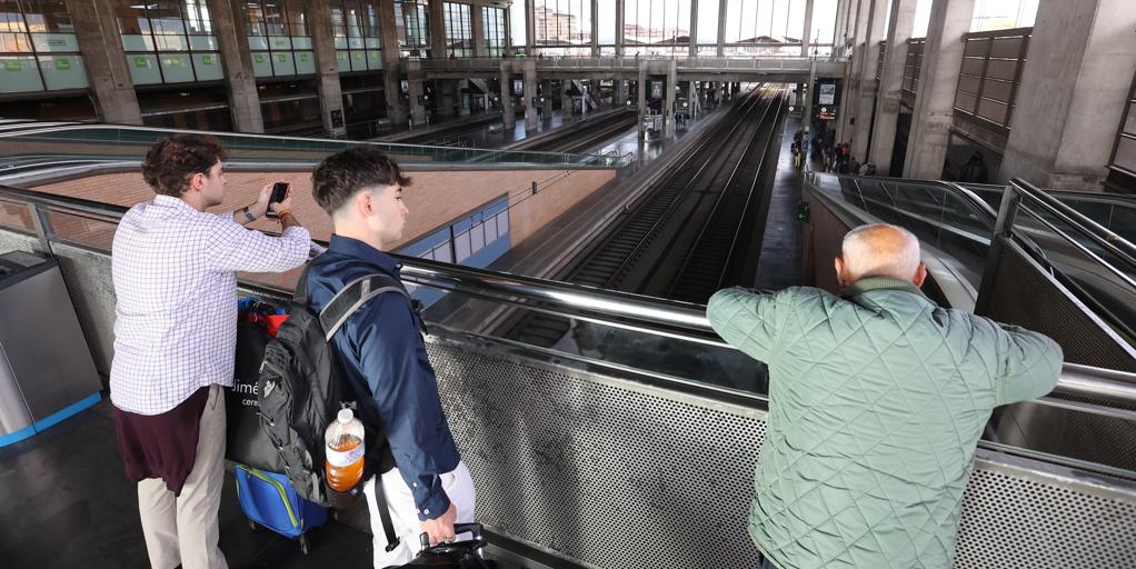 Una nueva incidencia en el servicio de trenes, que afecta a Córdoba, llega a provocar retrasos de dos horas