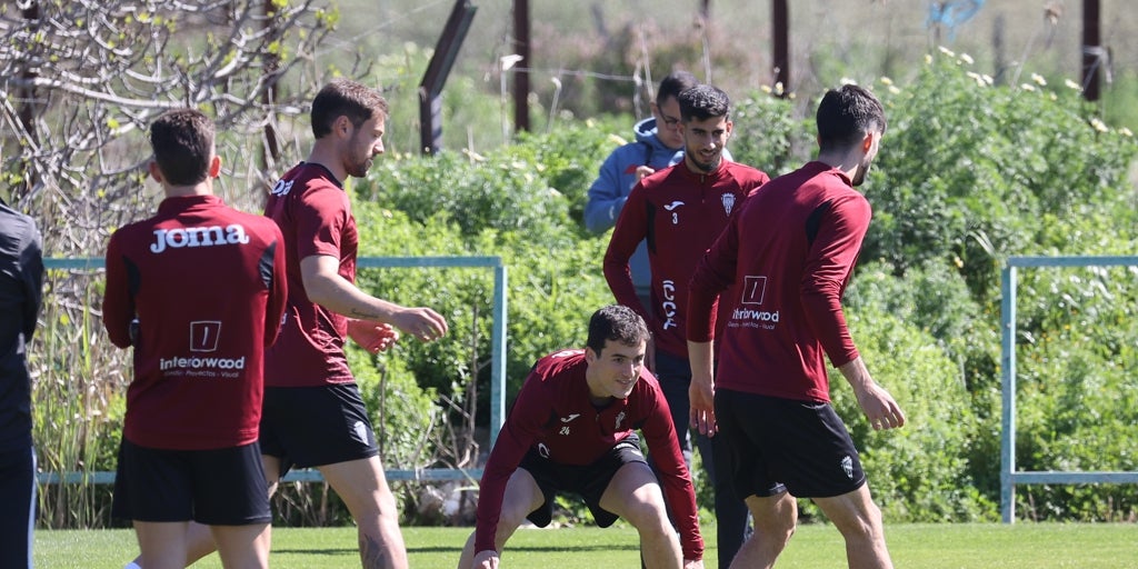 El Córdoba CF no quiere arrojar la toalla y visita al Burgos sin presión alguna