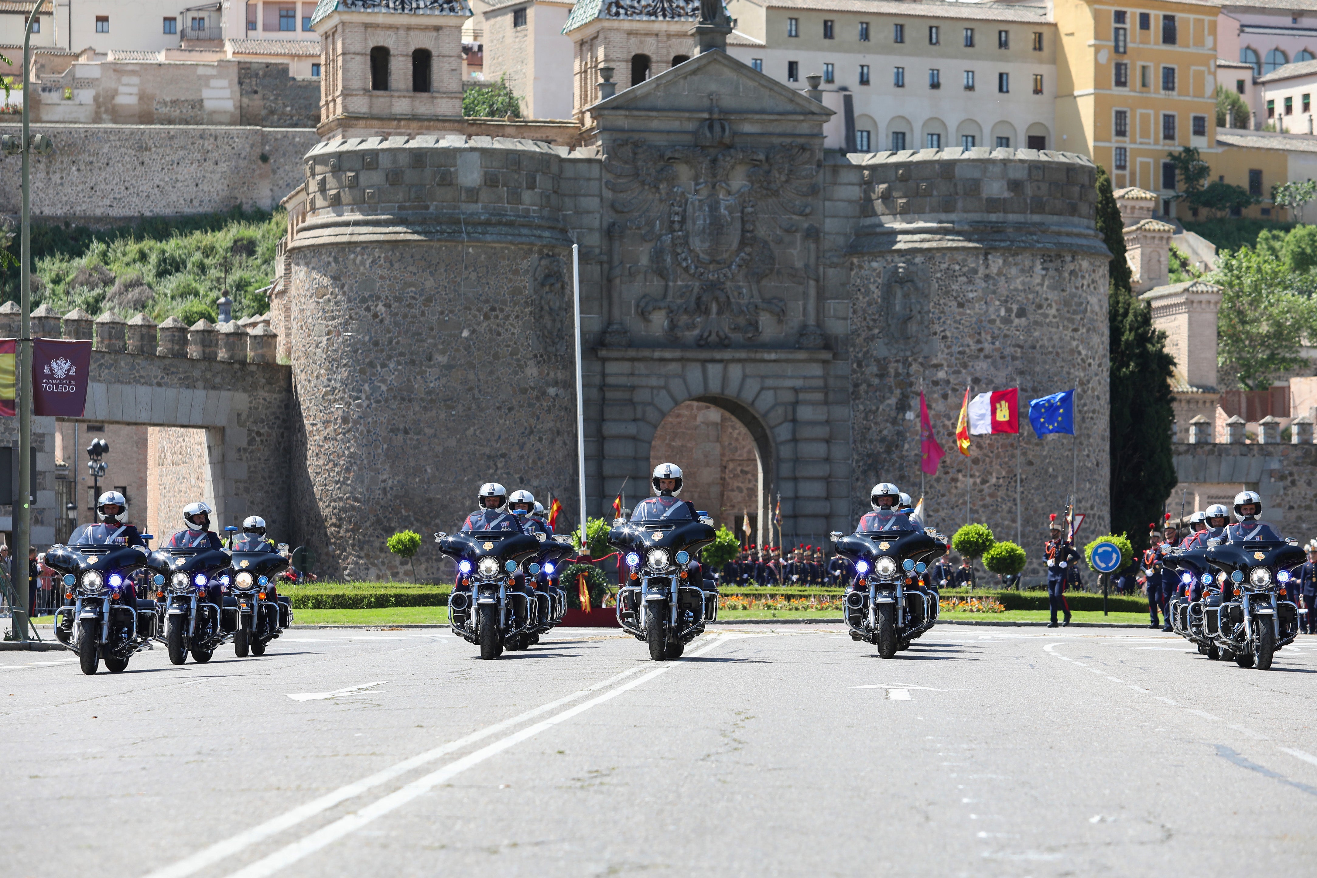 Las imágenes de la despedida de la Guardia Real de Toledo