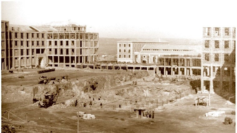 Obras de cimentación de la Academia de Infantería