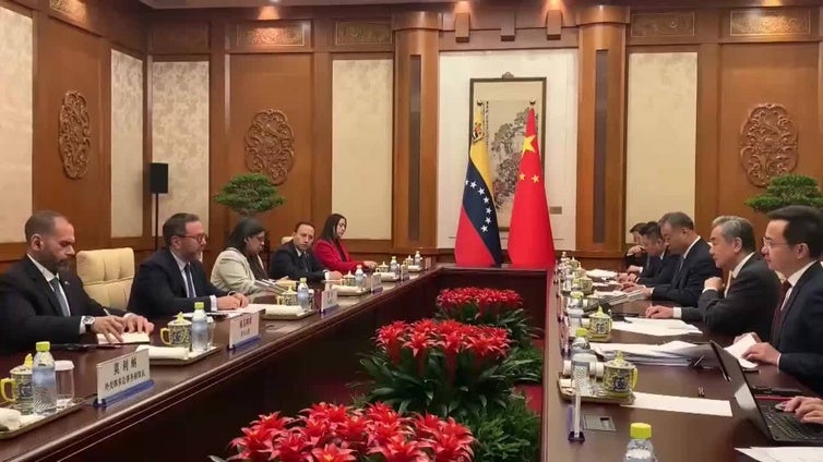 El canciller venezolano asegura que China "es una potencia de paz y equilibrio" para el mundo