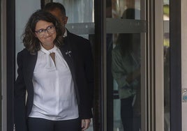 La Audiencia de Valencia deja al borde del banquillo a Mónica Oltra y a su equipo por la gestión de los abusos de su exmarido
