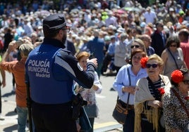 Detenido un menor por llevar una pistola cargada en la Pradera de San Isidro