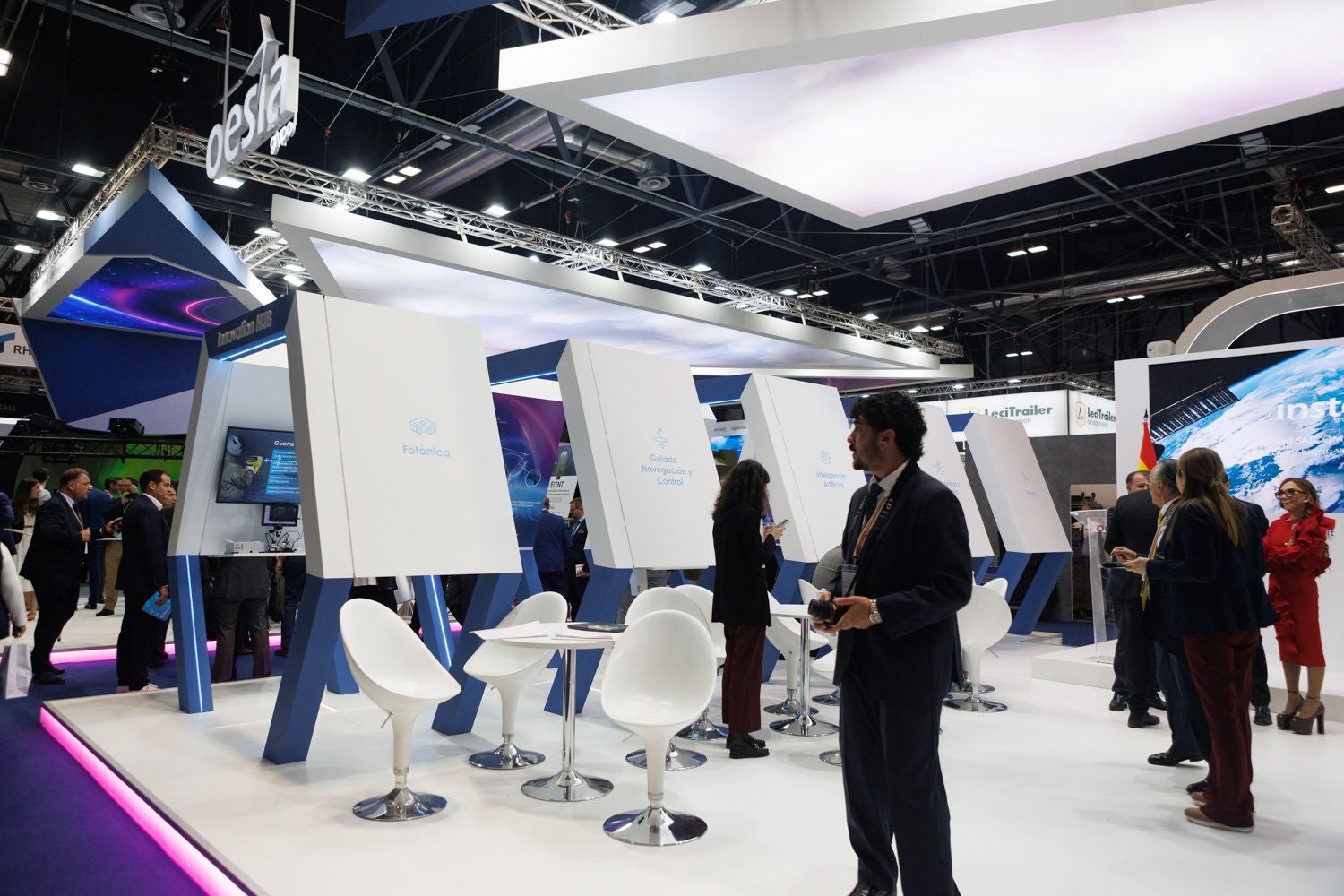 La intensa jornada de Córdoba en la Feria Internacional de Defensa, en imágenes