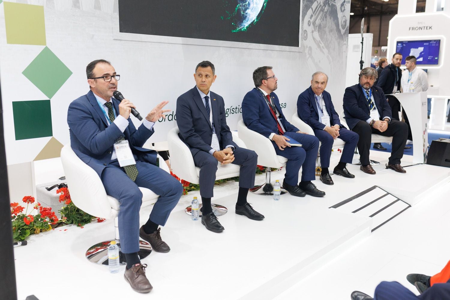 La intensa jornada de Córdoba en la Feria Internacional de Defensa, en imágenes