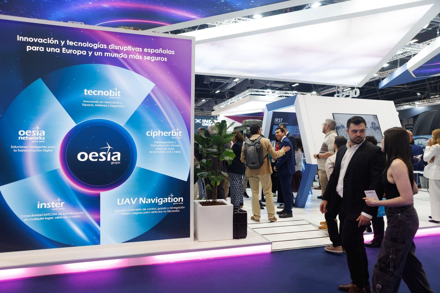 La intensa jornada de Córdoba en la Feria Internacional de Defensa, en imágenes