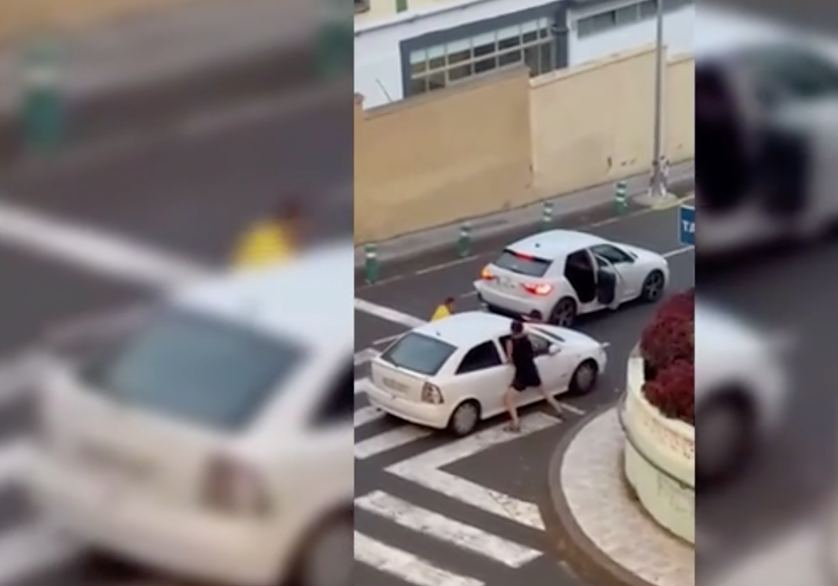 Brutal agresión al conductor de un coche y su acompañante en Tenerife
