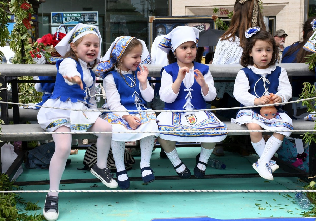Talavera rinde homenaje a San Isidro con un cortejo multitudinario