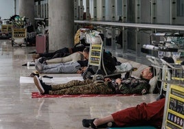 El Gobierno colapsa las plazas de emergencia social de Madrid con cientos de peticionarios de asilo olvidados