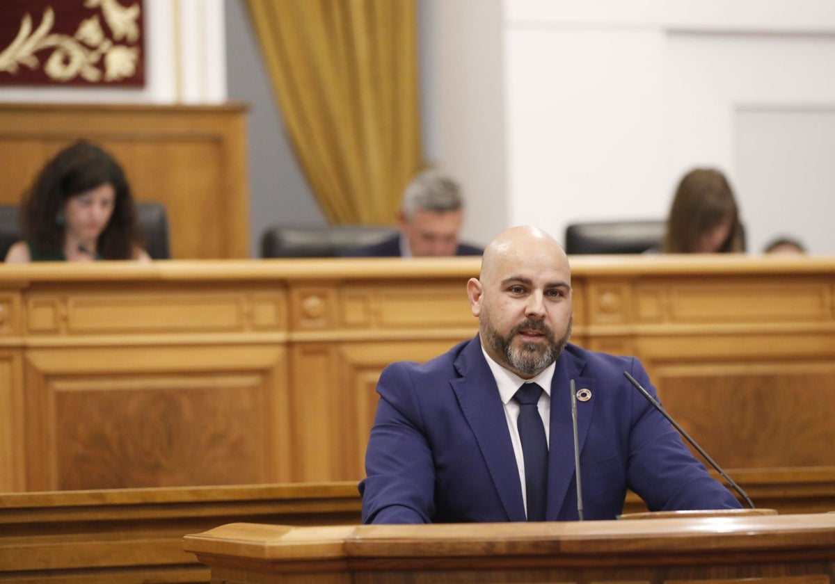 El diputado socialista, Francisco Barato, en las Cortes